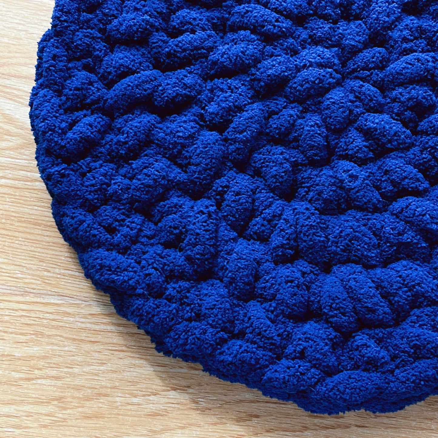 Dual-Use Fluffy Pet & Human Round Cushion | Soft Chenille Floor Mat for Dogs/Cats & Living Room (Non-Slip, Washable, Multi-Color)